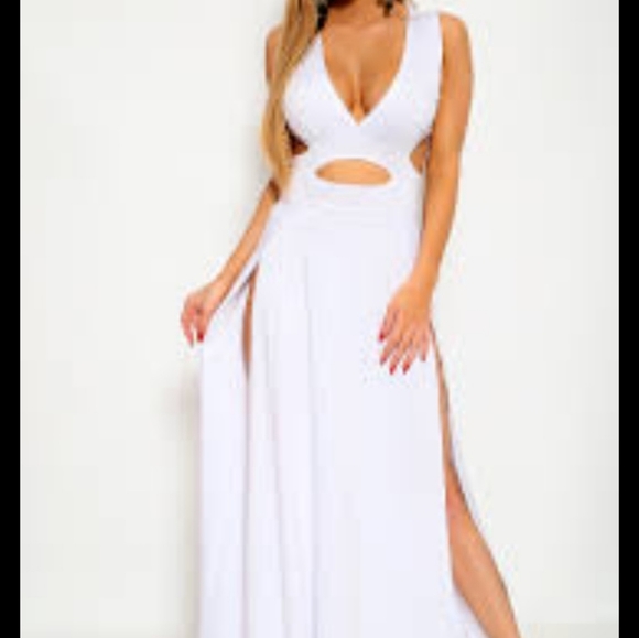 DRESS V CUT NECK LINE SIDE SLITS CUT OUT DETAILS - Picture 1 of 11